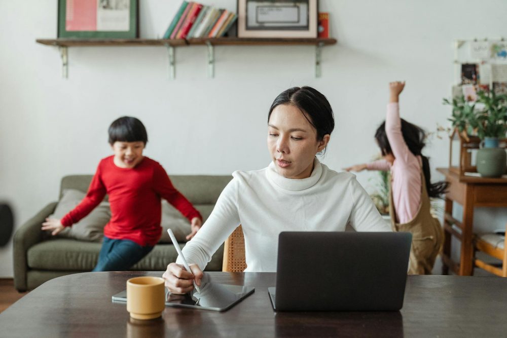 How to make money as a stay-at-home mom.